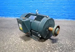 TOSHIBA 15 HP MOTOR  -  0152SDSR41A-P