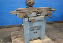 MAKINO 5" X 37" TABLE TOOL GRINDER  -  C-40