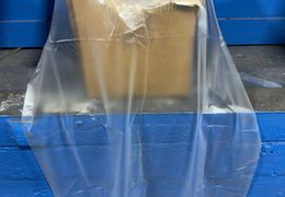 PLASTIC APRONS