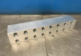 DAMAN HYDRAULIC MANIFOLD  -  AD05JP083S