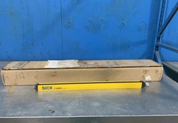SICK C4000 LIGHT CURTAIN   -  C40E-0703CA010