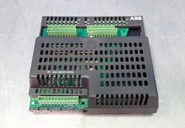 ABB DSQC328A DIGITAL I/O MODULE  -  3HAC17970-1