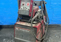 LINCOLN ELECTRIC 450 A WELDER   -  POWER WAVE 455
