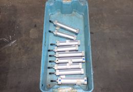 SMC 250PSI PNEUMATIC CYLINDERS.