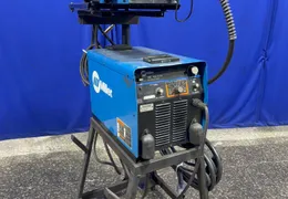 MILLER 450 AMP WELDER  -  XMT 456 CC/CV