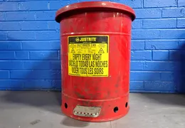 JUSTRITE 10 GAL OIL WASTE CAN   -  09300