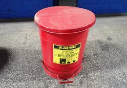 JUSTRITE 10 GAL OIL WASTE CAN   -  09300