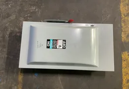 SIEMENS 200 AMPS GENERAL DUTY SAFETY SWITCH   -  GF324N