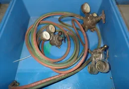 WELDING EQUIPMENT
