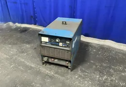 MILLER 450 A WELDER  -  DELTAWELD 452