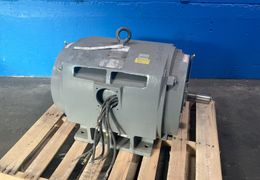 TOSHIBA 200 HP MOTOR  -  02250106-270R01