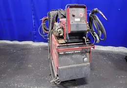 LINCOLN ELECTRIC 450 A WELDER   -  POWER WAVE 455