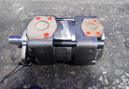 BUCHER HYDRAULICS 320 BAR INTERNAL GEAR PUMP  -  QX43-032R09