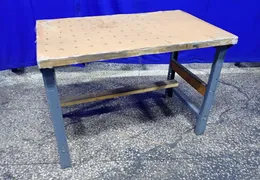 30" X 48" WORK BENCH