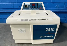 BRANSON 9.5”X5.5”X2.5” CHAMBER BRANSONIC ULTRASONIC CLEANER  -  2510R-DTH
