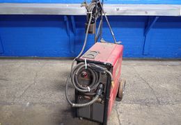 LINCOLN ELECTRIC 250 A WELDER   -  POWER MIG 256