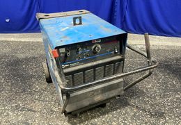 MILLER 300 A WELDER  -  DIMENSION 302