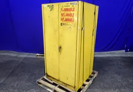JUSTRITE 55 GAL FLAMMABLE LIQUID STORAGE CABINET