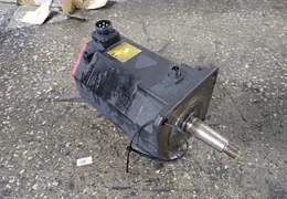 FANUC 4.3 KW SERVO MOTOR   -  A30/3000 / A06B-0267-B605