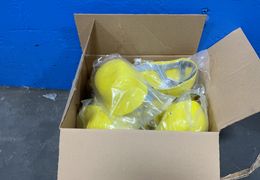 WILSON YELLOW FEATHER-KAP