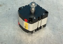 PARKER 150 PSI CYLINDER   -  P1M100CDMP5G15