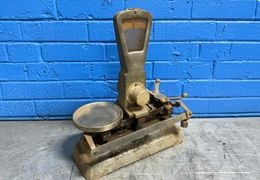 THE EXACT WEIGHT SCALE SCALE CO. 1 LB OVER UNDER SCALE  -  42