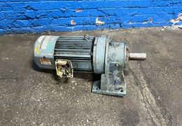 SUMITOMO HEAVY INDUSTRIES LTD 5 HP GEAR DRIVE   -  CHHM5-4155-B-35