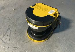 KEYENCE CORPORATION CLASS 1 LASER PRODUCT   -  SZ-VH1X