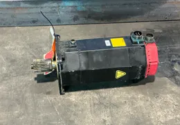 FANUC 17 AMPS AM30/3000 AC SERVER MOTOR   -  A06B-0166-B675#0016