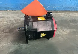FANUC 17 AMPS AISR30/3000 AC SERVO MOTOR   -  A06B-0041-B605#S042