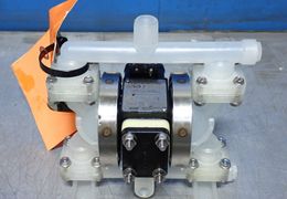 SANDPIPER DOUBLE DIAPHRAGM PUMP  -  PB 1/4P0,TT4PP