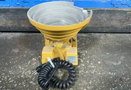PARTS FEEDERS INC. 9” DIAMETER BOWL VIBRATORY BOWL FEEDER  -  B-10