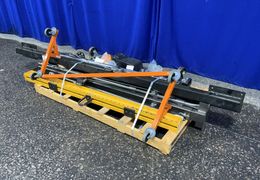 PITTSBURGH AUTOMOTIVE 1.25 TONS GANTRY CRANE
