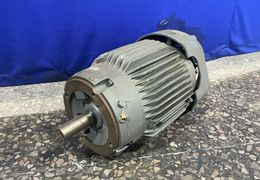 BALDOR 5 HP MOTOR  -  A051221