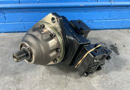 DANFOSS MOTOR TRACK DRIVE  -  51C060-1-RD1B