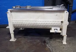 335 GAL TANK