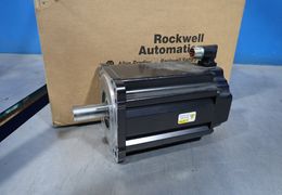 ALLEN BRADLEY 2.32 KW AC SERVO MOTOR  -  VPL-B1651C-PK14AS