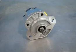 PARKER HYDRAULIC PUMP  -  3349116388