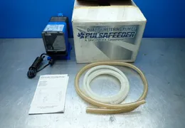 PULSAFEEDER 24 GPD 150PSI METERING PUMP  -  LVF4SA-VTT5-XXX