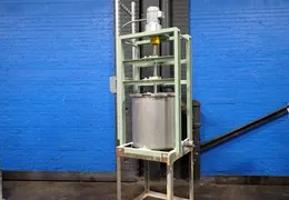 25" X 25" MIXER