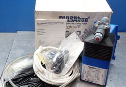 PULSATRON 250 PSI METERING PUMP  -  LPB2MA-WTC1-520