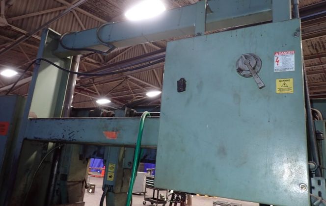 W.f. Wells 48"x28" Horizontal Bandsaw - 8-25-2