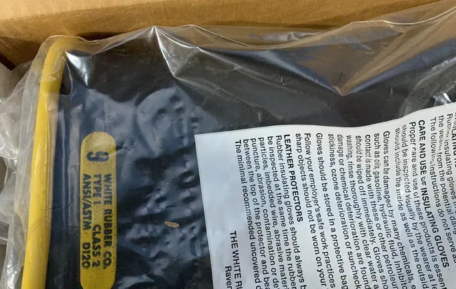 White Rubber Insulating Gloves