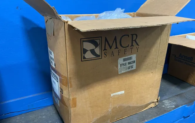 Mcr Gloves