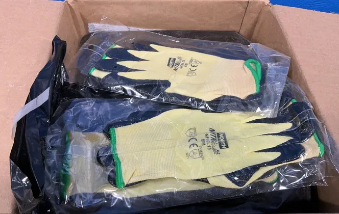 North Gloves