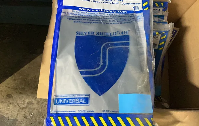 North Silver Shield / 4h Booties, Aprons - Ssa / Ssb