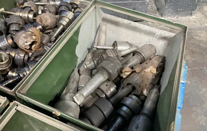 Paducah, Gearmotor Tool Holders