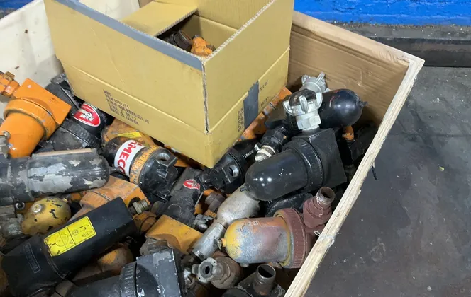 Ameco, F&m Mafco, Arrow Fuel Water Separator Assembly