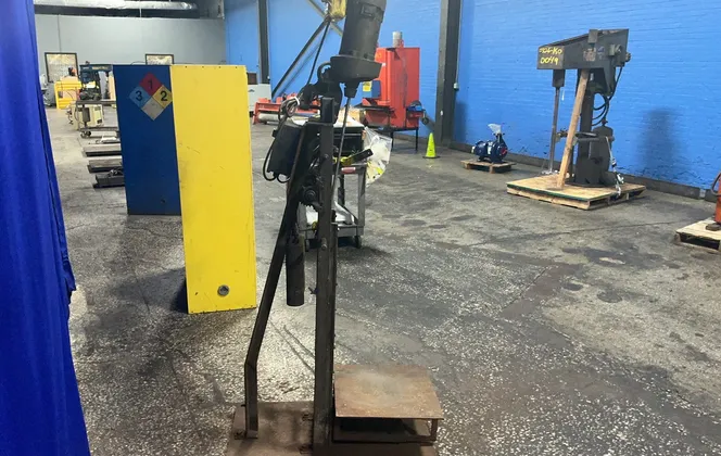 Lightnin Mixer