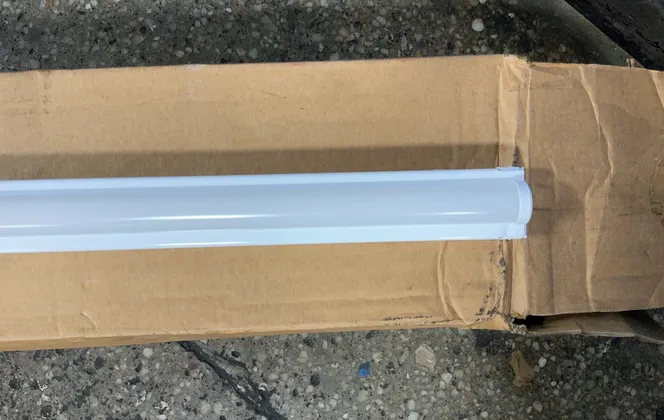 Lithonia Lighting 46” Led Strip Light